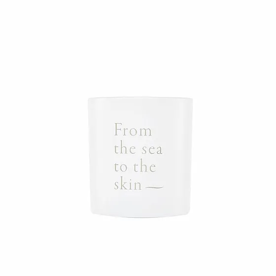 Свеча XMF с цвточно-пряным ароматом 2023 130 гр  XMF Perfumed Candle PHYTOMER